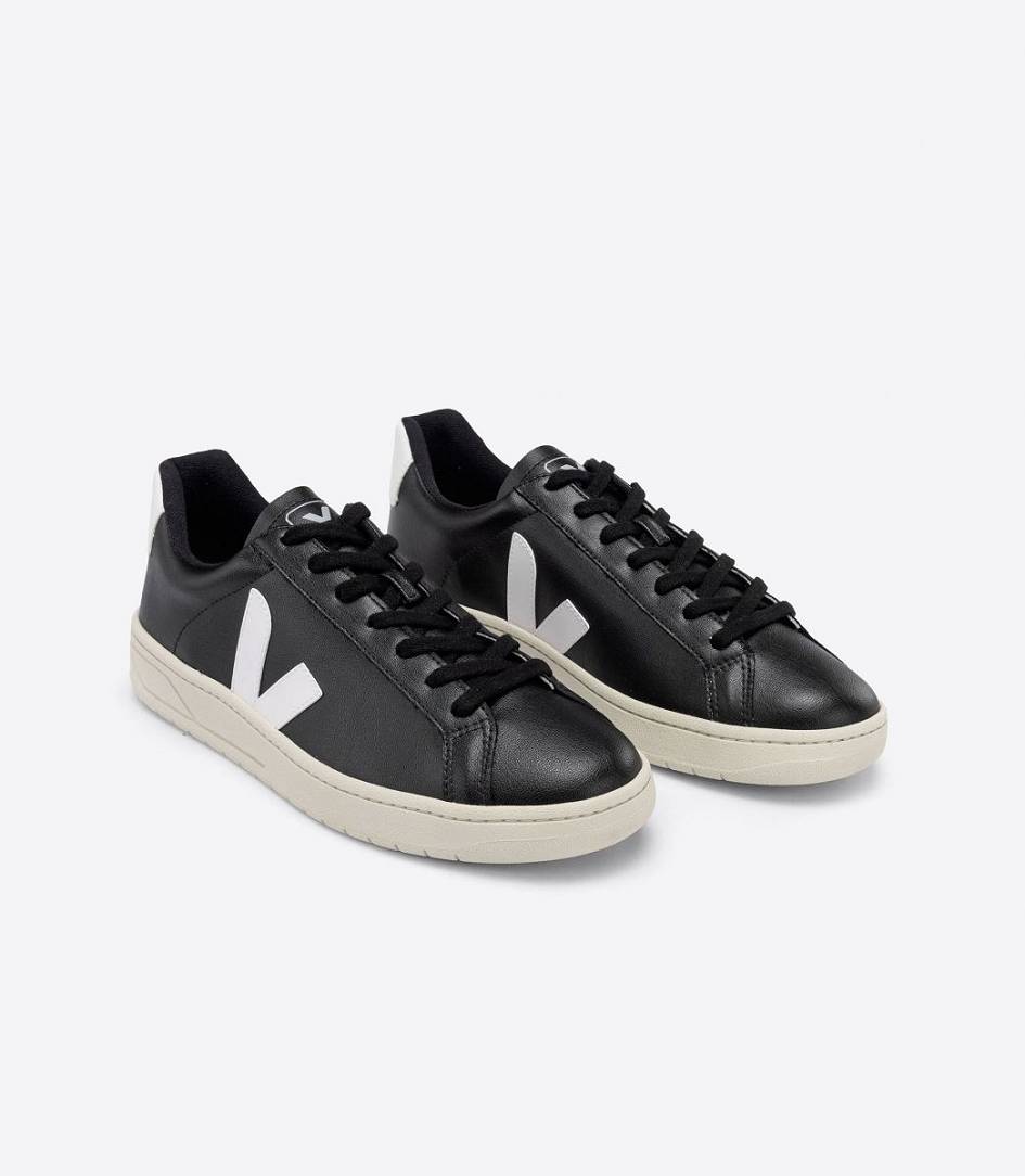 Black White Women's Veja Urca Cwl Sneakers | 97168-HLAG