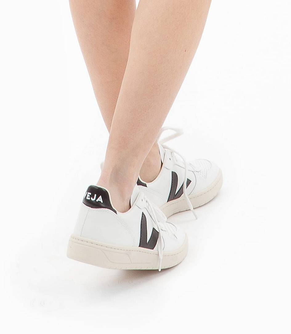 White Black Women's Veja V-10 Leather Sneakers | 74150-PUIF